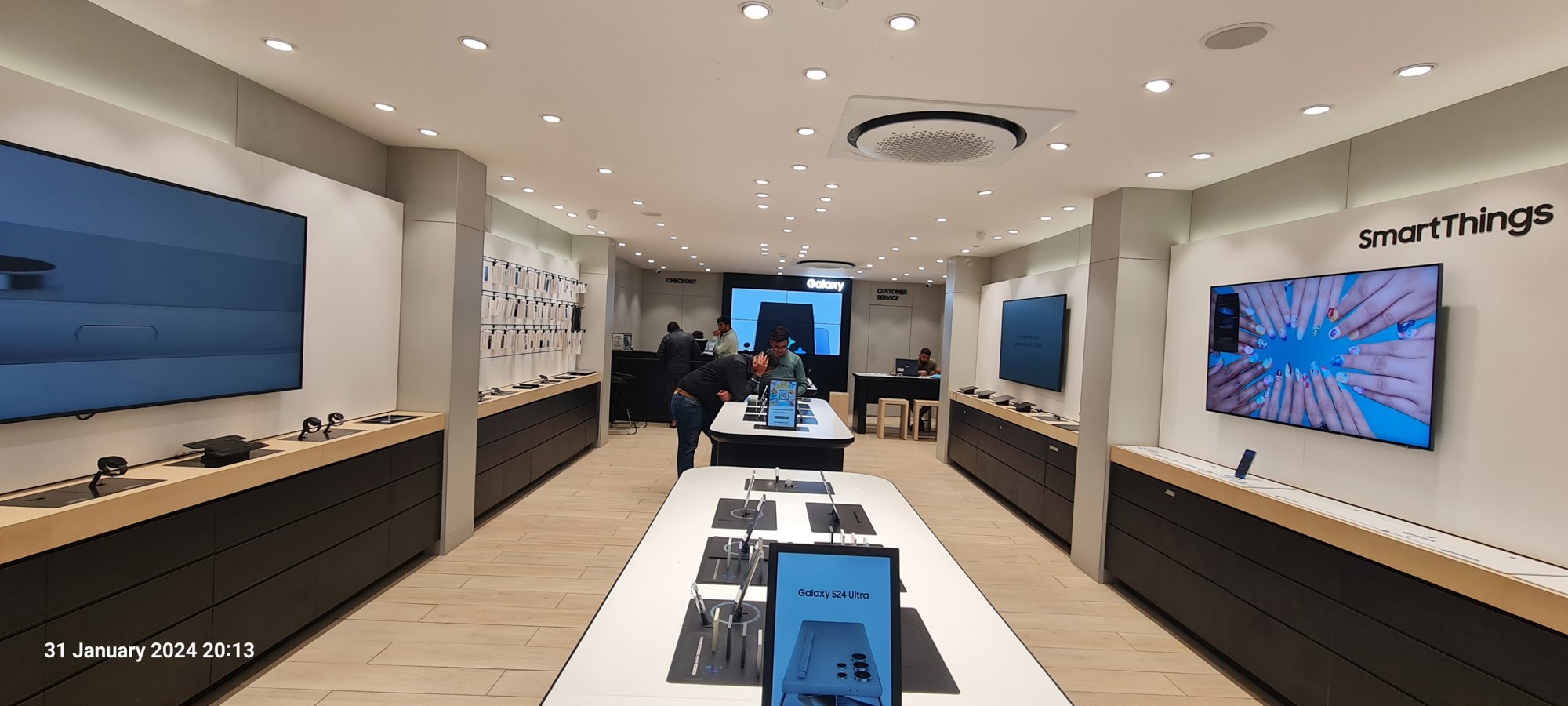 2024 Galaxy Studio S24